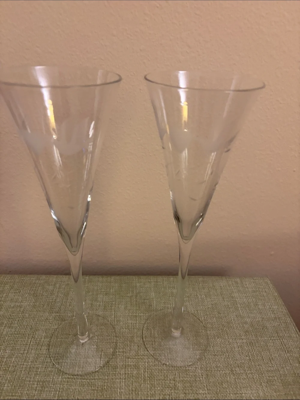 Champagne flute set .Vintage by Artland featuring doves and floating heart 6oz
